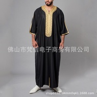 Arab Robe Jubah Lelaki Lengan Panjang Embroidered Muslim Men's Robe with Middle Sleeves