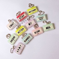 GANTUNGAN NCT BTS TREASURE NEWJEANS Acrylic Fandom Keychain Blackpink