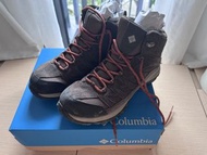 Columbia 男裝行山鞋