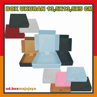 Box 13.5x13.5x5 Cm Front Folding/ Box Accessories Box