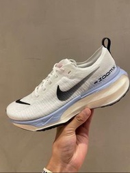 Nike耐克 ZoomX Invincible Run 3 白紫色跑鞋 男女同款