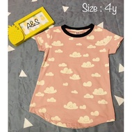 Q&K shirt girl size 4y