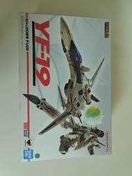 Bandai 萬代 DX 超合金 YF-19