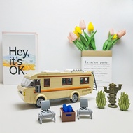 Building block toys, Breaking Bad RV models, children's educational building block desktop ornaments