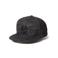 New Era หมวกรุ่น New York Yankees Laser Burn Out Black 59Fifty Cap