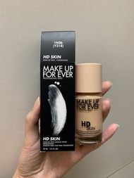 現貨新款Make up for ever浮生若夢超高清隱形無瑕持妝粉底 HD Skin foundation 30ml 多款色號有現貨 抗水抗汗抗油 持妝度高 圖四可以搵返對應色號 Y218-1N06 Y215-1Y04 R210-1R02 Y225-1Y08 Y235-1N10 R230-1R12有意請pm Make up forever makeup forever makeupforever玫珂菲 2024年12月才到期 非常適合夏天使用 仿真肌膚 要圖可再問我攞