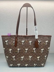 紫鑽🌟誠信商家🌟💜全新Coach Snoopy City Tote 手提包 棕色 经典帆布 Size 33x29x16手袋 包包