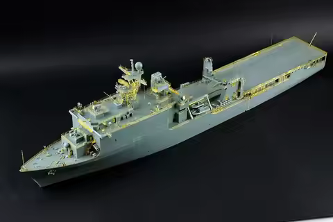 Orange hobby N03-130 1/350 USS Harpers Ferry LSD-49 dock landing ship