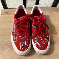 adidas x Disney聯名高飛狗紅色帆布鞋