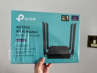 TP-link AC1200 router
