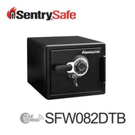 [特價]【Sentry Safe】機械式密碼鎖防火防水金(SFW082DTB)