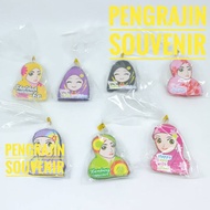 KAYU 1 PACK 100 PCS WEDDING SOUVENIR WOODEN HIJAB PIN UNIQUE WEDDING SOUVENIR BROS JILBAB