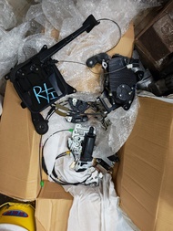 Voxy70 右邊門威也全套