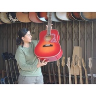 Gibson HUMMINGBIRD Acoustic Guitar