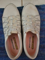 Skechers 白色鞋