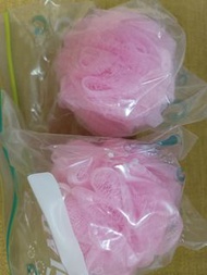 沖涼沐浴磨砂手套 手襪 手袜 洗澡手套 沐浴球 一隻黃色 Cosmopolitan scrub glove  磨砂 去角質 粉紅色沐浴球起泡球兩個  絲瓜絡絲瓜囊一個 也可作清潔洗碗海綿菜瓜布