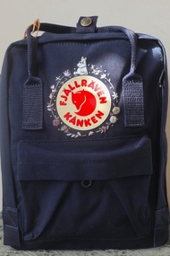 Moomin嚕嚕米小精靈與花朵 Kanken mini / 深藍----手工訂製