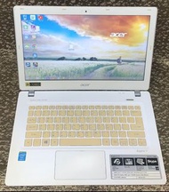 Acer Aspire V3-371-71NV i7-4510U 240GB SSD 13.3吋 白