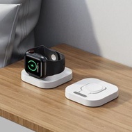 （現貨）（送保護膜）（送順豐智能櫃）（三個月非人為保養包換）二合一蘋果手錶便攜式手錶支架無線充電器，配備TYPEC雙面充電方式，適用充電寶/電腦，智能芯片，充電提速，多重保護，黑白現貨，旅行必備，iw