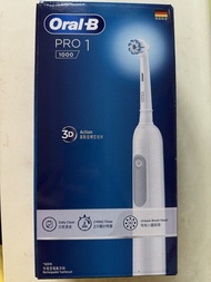 Oral-B Pro 1 1000 電動牙刷