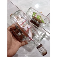 MINIATURE MOVING SHIP IN A GLASS BOTTLE SIZE M