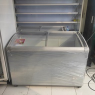 FREEZER KACA SLIDING 300 l BEKAS