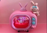 Sanrio 掌上電視機 發光 my melody 盲盒 kuromi 玉桂狗 水怪 PC狗 hello kitty 旋轉舞台