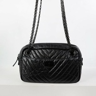 二手Chanel 2.55 So Black 相機包