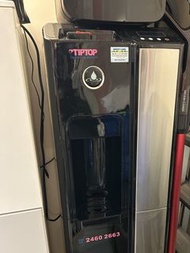 Tiptop 水集團冷熱飲水機 黑色