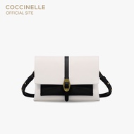 COCCINELLE กระเป๋าสะพายผู้หญิง รุ่น DORIAN SHOULDER BAG 120201 สี BLANCO/NOIR