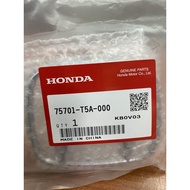 ORIGINAL HONDA JAZZ GK (2014>) HONDA HRV T7A 1.8  (2014>) REAR EMBLEM 75701-T5A-000