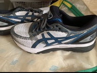 Asics Gel Nimbus 21  US10  EU44
