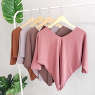 V Batwing Top / Women's Top / Women's Blouse