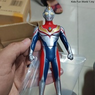 Bandai Ultraman Siri Plastik Lembut Besar Action Figure Mainan Kanak-Kanak: Zero, Max, Dyna, Tiga - 