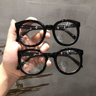 cermin mata cermin mata bulat bingkai cermin mata Big Frame Glasses Wanita Pelajar Myopia mempunyai beberapa versi Korea
