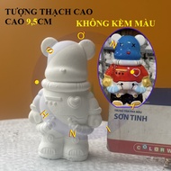 Colored plaster statue, Astronaut BEARBRICK 9,5cm B18, (Color not included), children's game