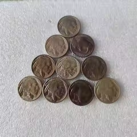 Count of Ten Circulated Or UNC Buffalo Nickels 1913 to 1938 Fine