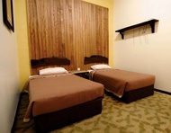 Kuching Waterfront  Lodge