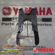 MIO SPORTY OLD SMAIL FOOT REST BORDES YGP 5TL-F7481-00