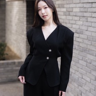 CALICO - CHLOE TOP เสื้อแขนยาวเรียบหรู คอวี (พร้อมส่ง)