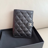 「M.Y精品」 Chanel 小香 最新26C 內拉鏈中夾 護照套 護照中夾