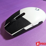 Anti-slip, sweat-reducing sticker for Logitech G102, G304 - Grip Tape Mouse Grip Tape