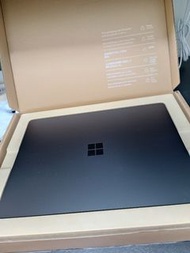 Microsoft Surface Laptop 2/3 13.5吋
2256x1504 touchmon！i5-8/i7-10 8/16GB ram 256/512GB ssd