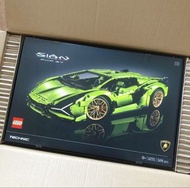 LEGO Technic 42115 Lamborghini Sian FKP 37