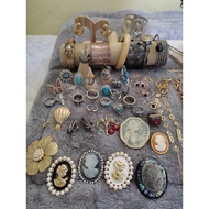 Antique Vintage Modern Fashion Accessories