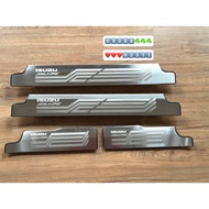 ISUZU MUX - Anti-scratch foot cover for isuzu mux isuzumux mux trangtrimux cars