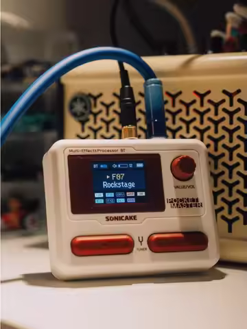 SONICAKE Pocket Master Mini Guitar Bass Amp 100+ Multi-Effects Pedal APP Control 1.77" LCD Color Scr