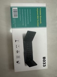 B033 折疊藍牙鍵盤