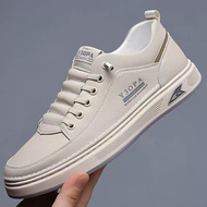 QC-272 Men's Shoes, Fashionable Men's Sneakers, Easy to Coordinate