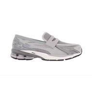 1906Gray Slip-On Loafers